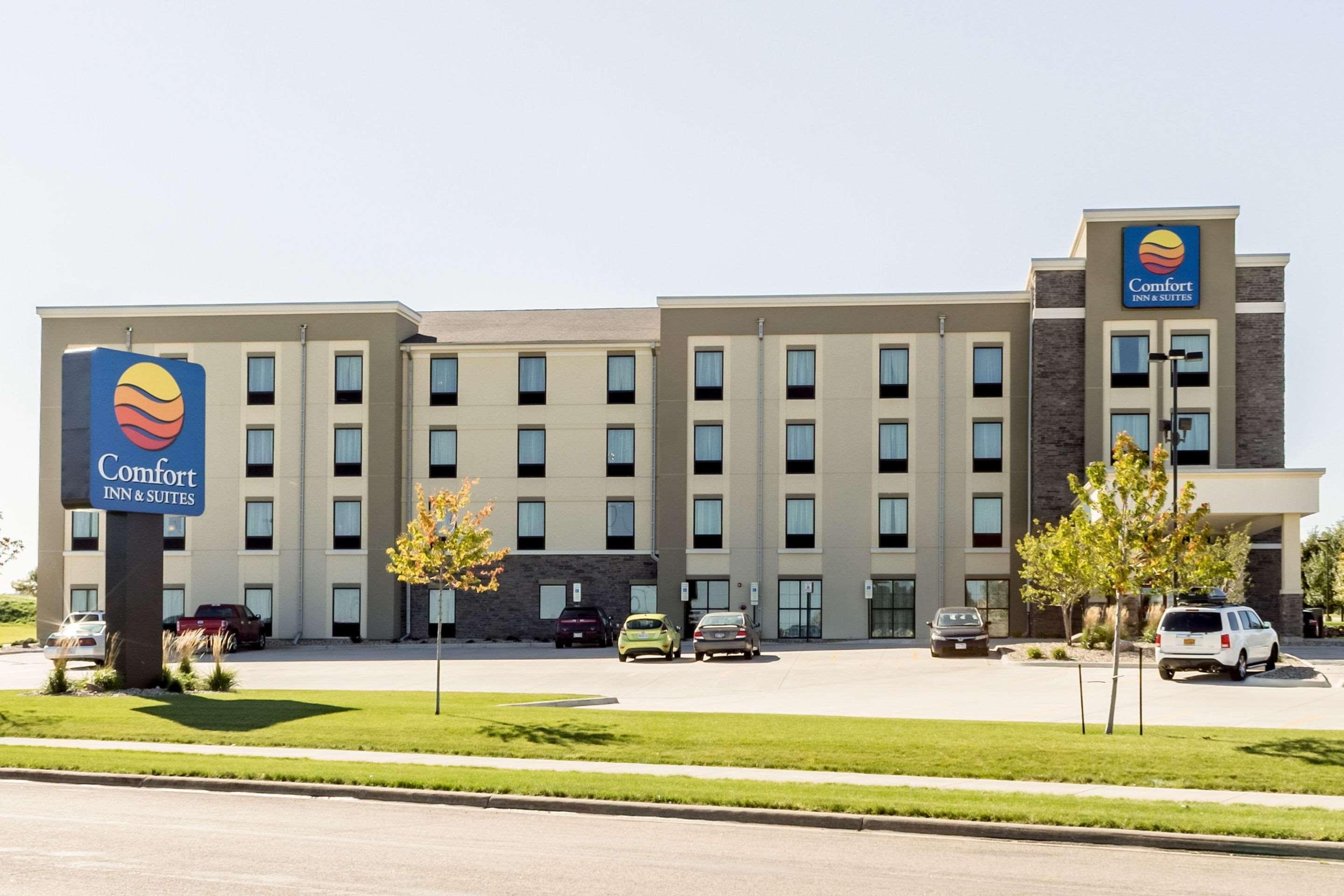Comfort Inn & Suites Avera Southwest Sioux Falls Exterior foto